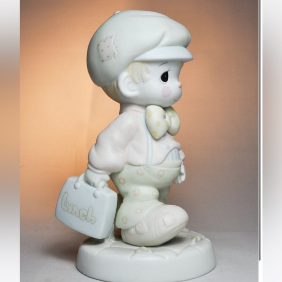 Vintage Precious Moments “Lord Help me Make the Grade” - Picture 6 of 6